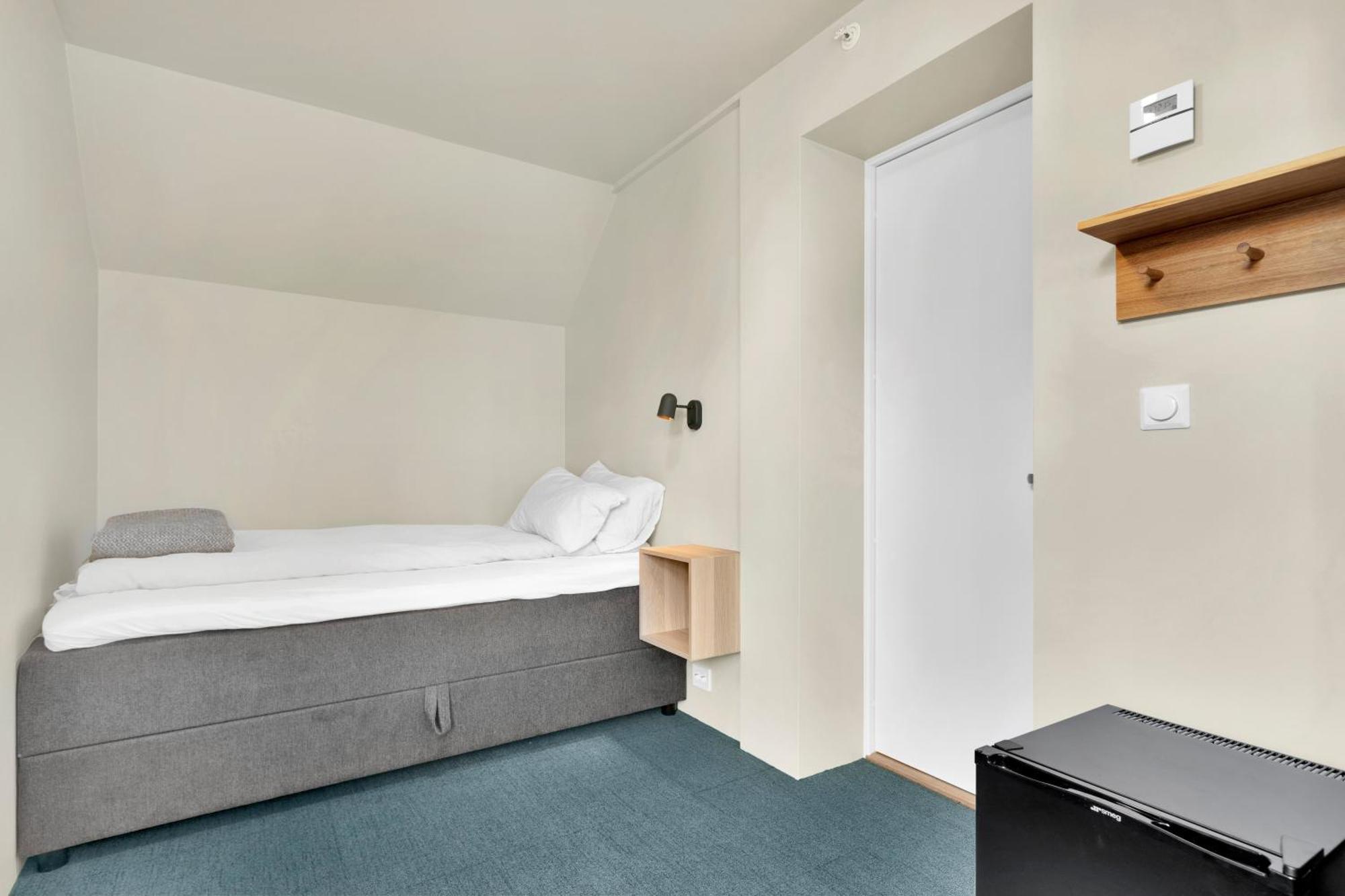 Central Guest House - Bedroom With En Suite Bathroom Stavanger Room photo
