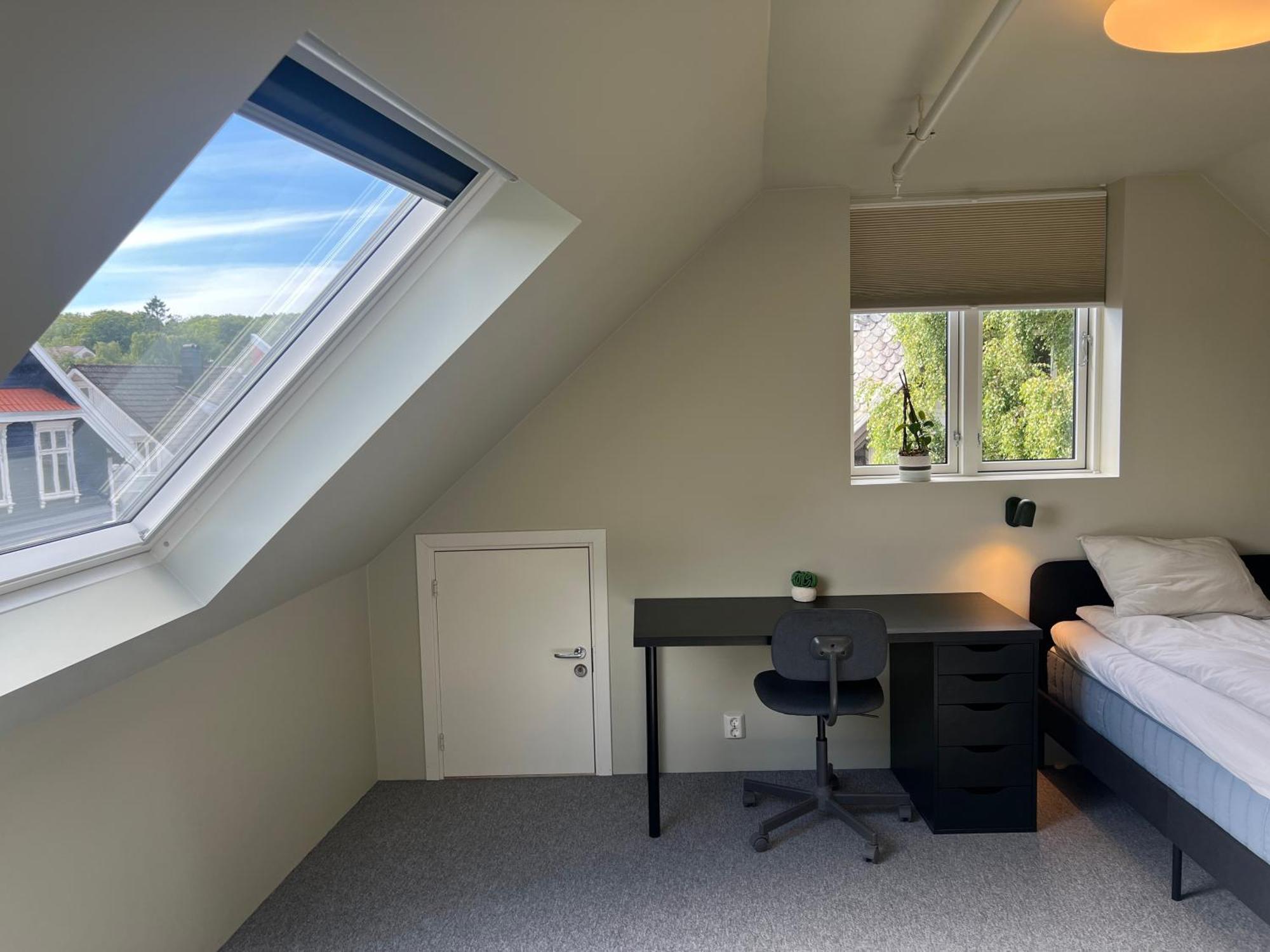 Central Guest House - Bedroom With En Suite Bathroom Stavanger Room photo